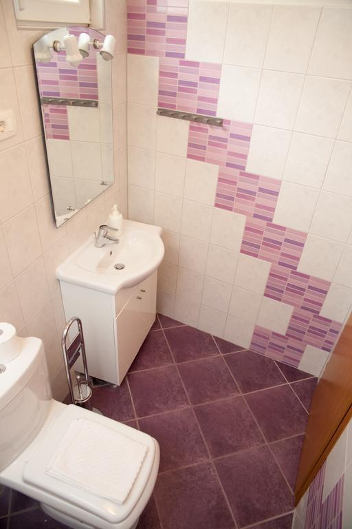 Apartments Baricevic Бол Экстерьер фото